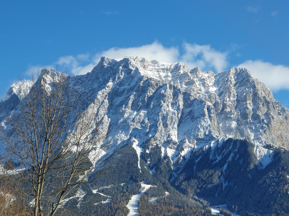 Ferienwohnung Tiroler Auszeit & Whirlpool Höfen Exteriér fotografie