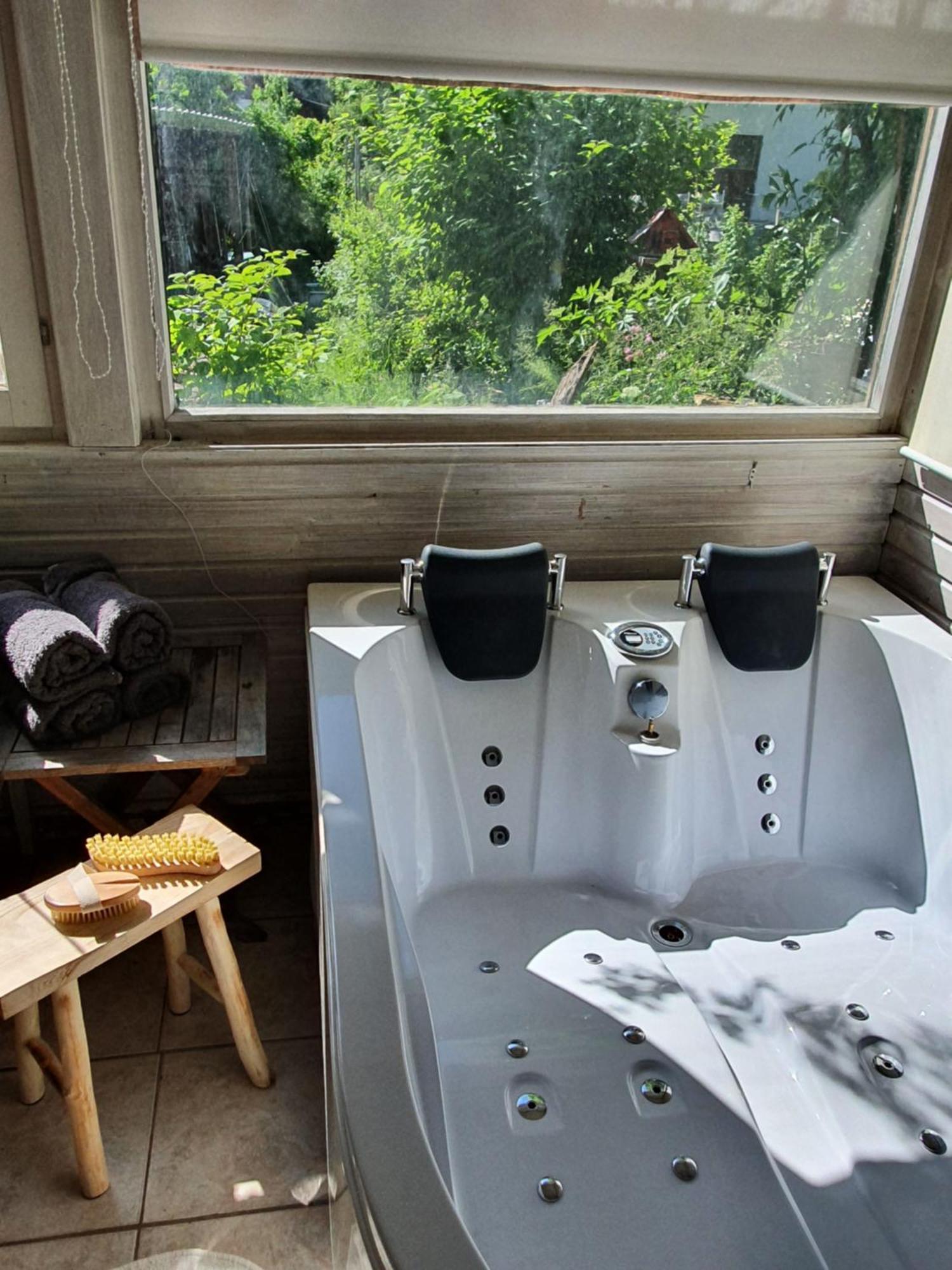 Ferienwohnung Tiroler Auszeit & Whirlpool Höfen Exteriér fotografie